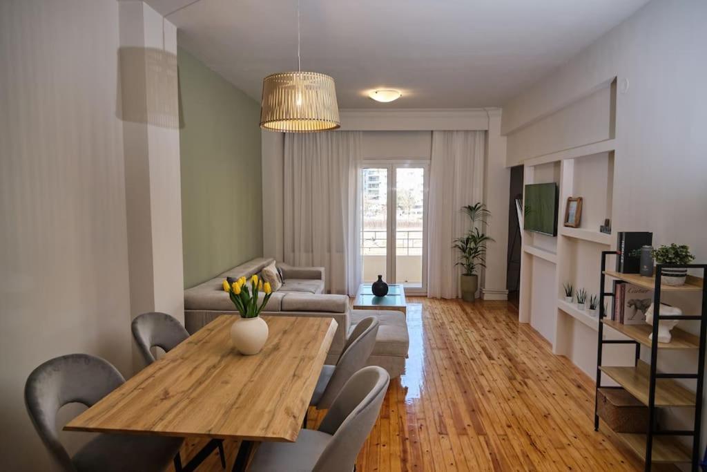 “The Elysian” City Center Apartment Thessaloníki Luaran gambar