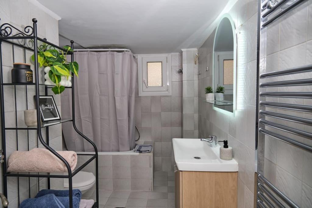 “The Elysian” City Center Apartment Thessaloníki Luaran gambar